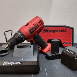 Snap-on 1/2" Chuck 18v Cordless Hammer Drill & 12v Speaker Charger/Batteries