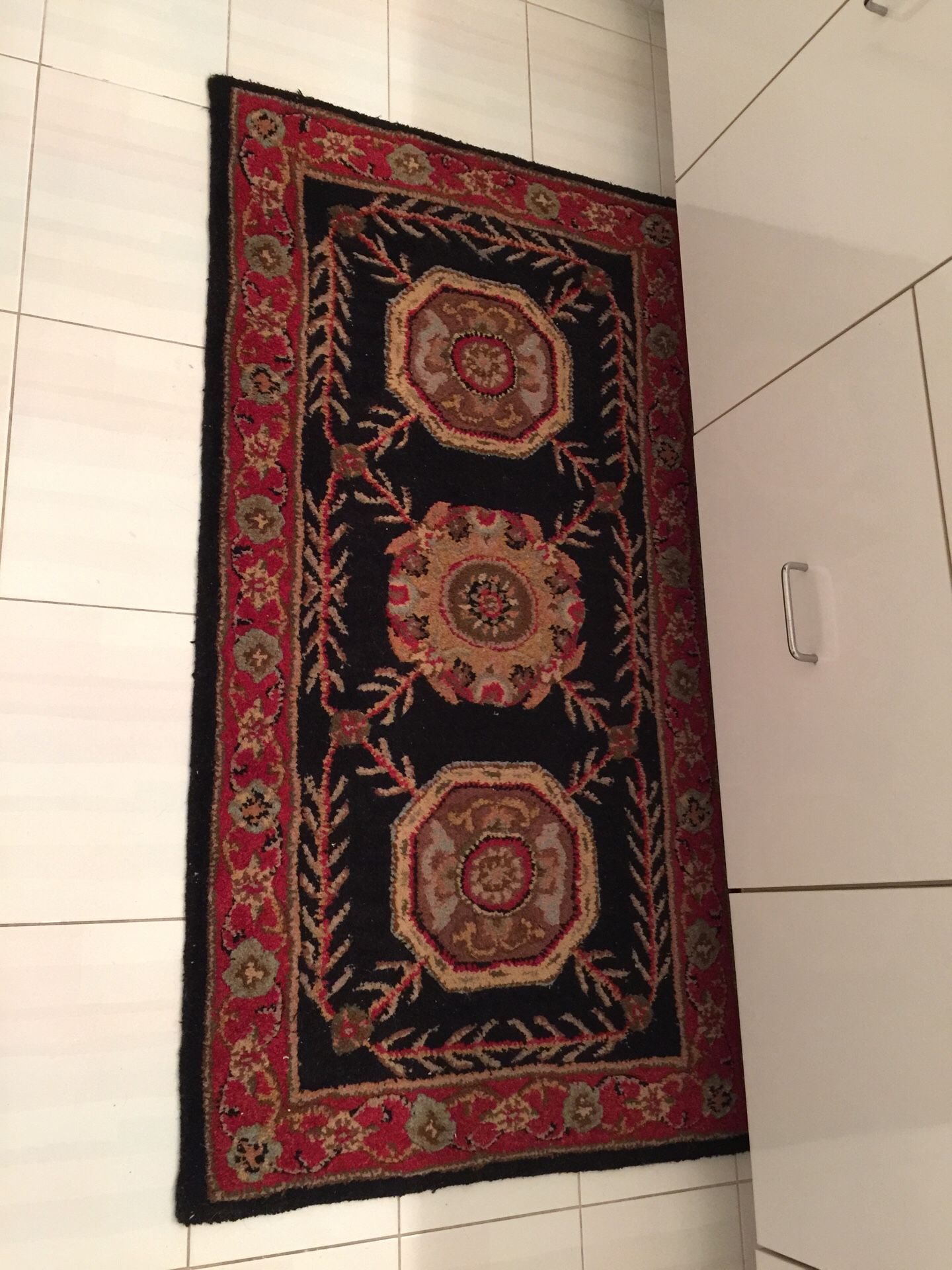 2 rugs carpets mats. Both for $50. Foyer. Hall. Bathroom. Door. Beautiful. Traditional. Oriental rug style.