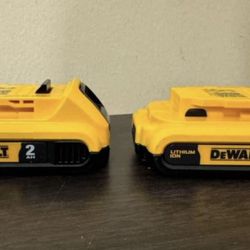 NEW DEWALT 20v 2.0ah BATTERIES 