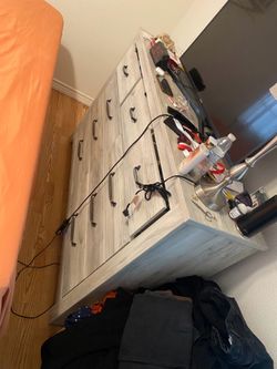 Bellaby 7 Drawer Dresser