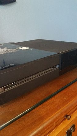 Xbox one w/ 4 games