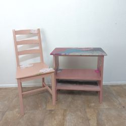 Girls Ends Table And Decorative Chair
