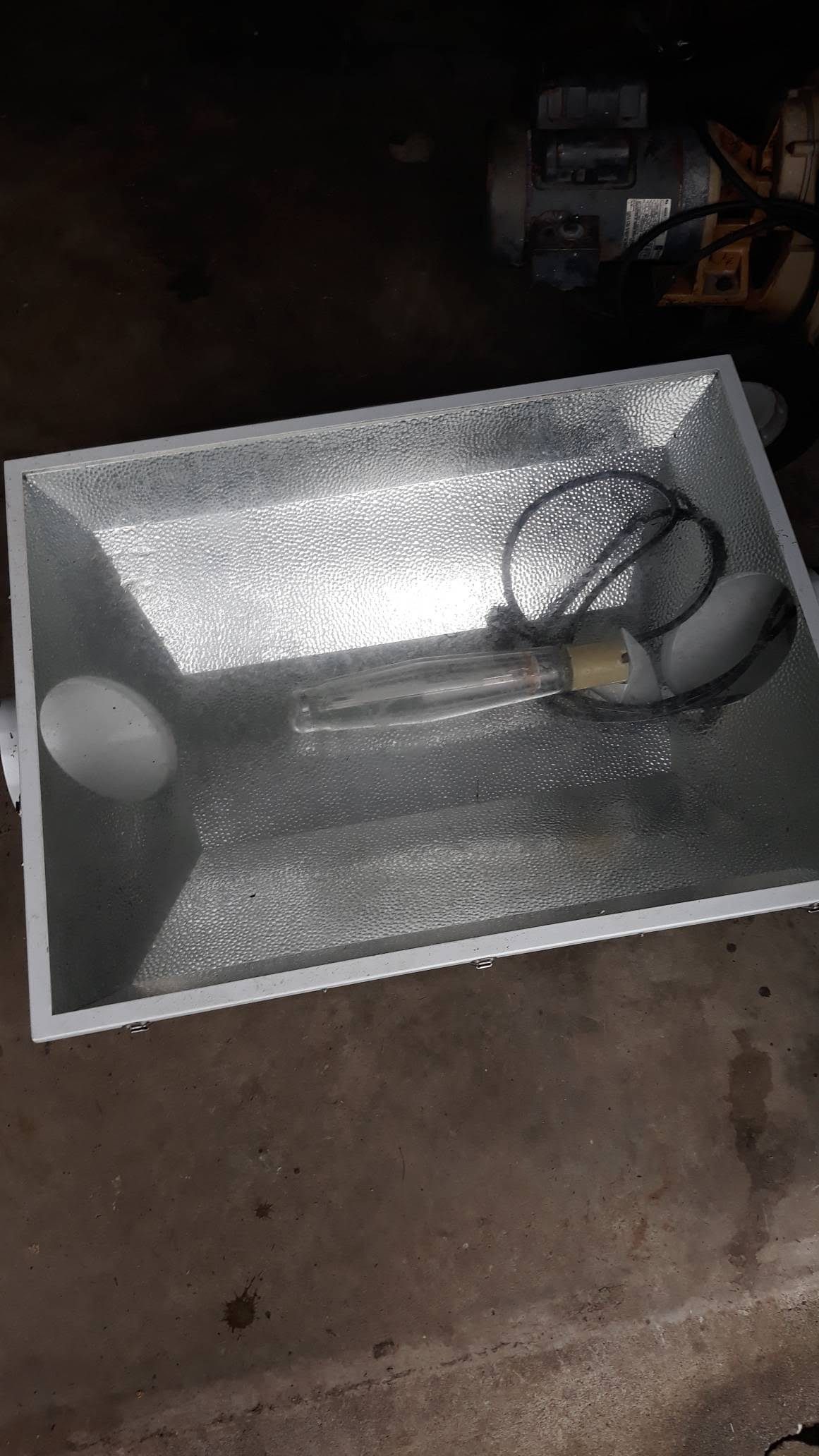 Hydrofarm luminaire series grow light