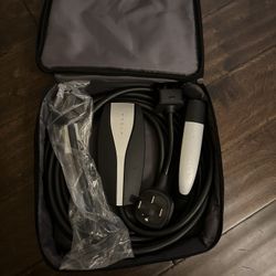 Tesla Mobile Charger Very Good Conditions Nema 1450+ 120 Plug