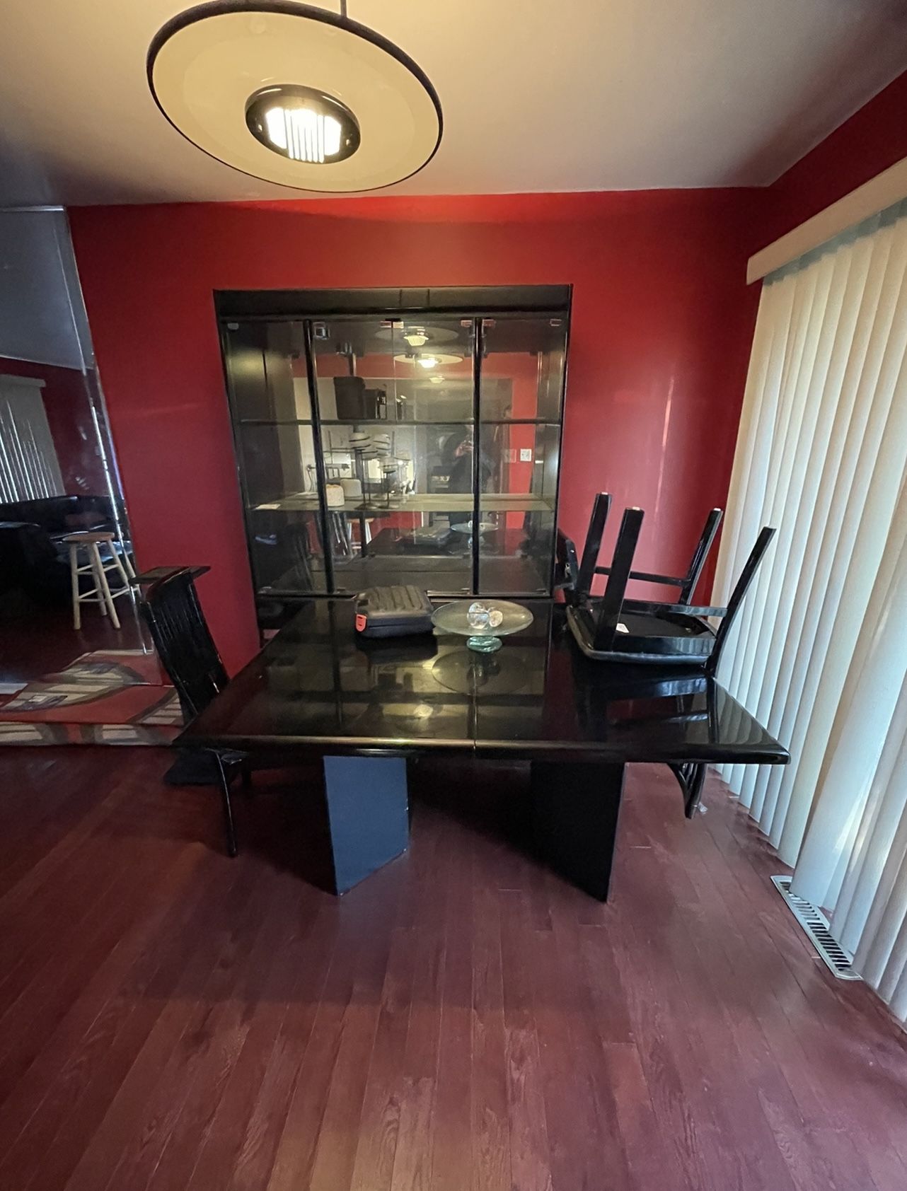 China Cabinets / Dining Room Table With Chairs