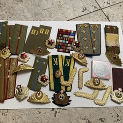 Huge vintage collection lot of Russian Soviet military collectibles insignia hat badges Ukrainian too shoulder boards Cold War era 