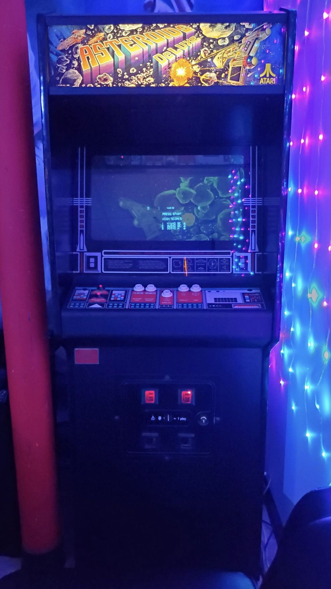 Atari Asteroids Deluxe Arcade Machine