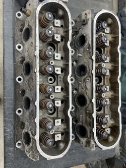 LS 241 heads 👍🏽 c5 complete differential 👍🏽 ls1 computer