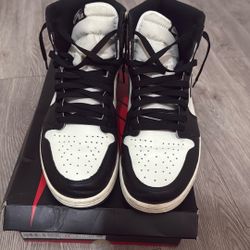 Air Jordan 1 MOCHA 