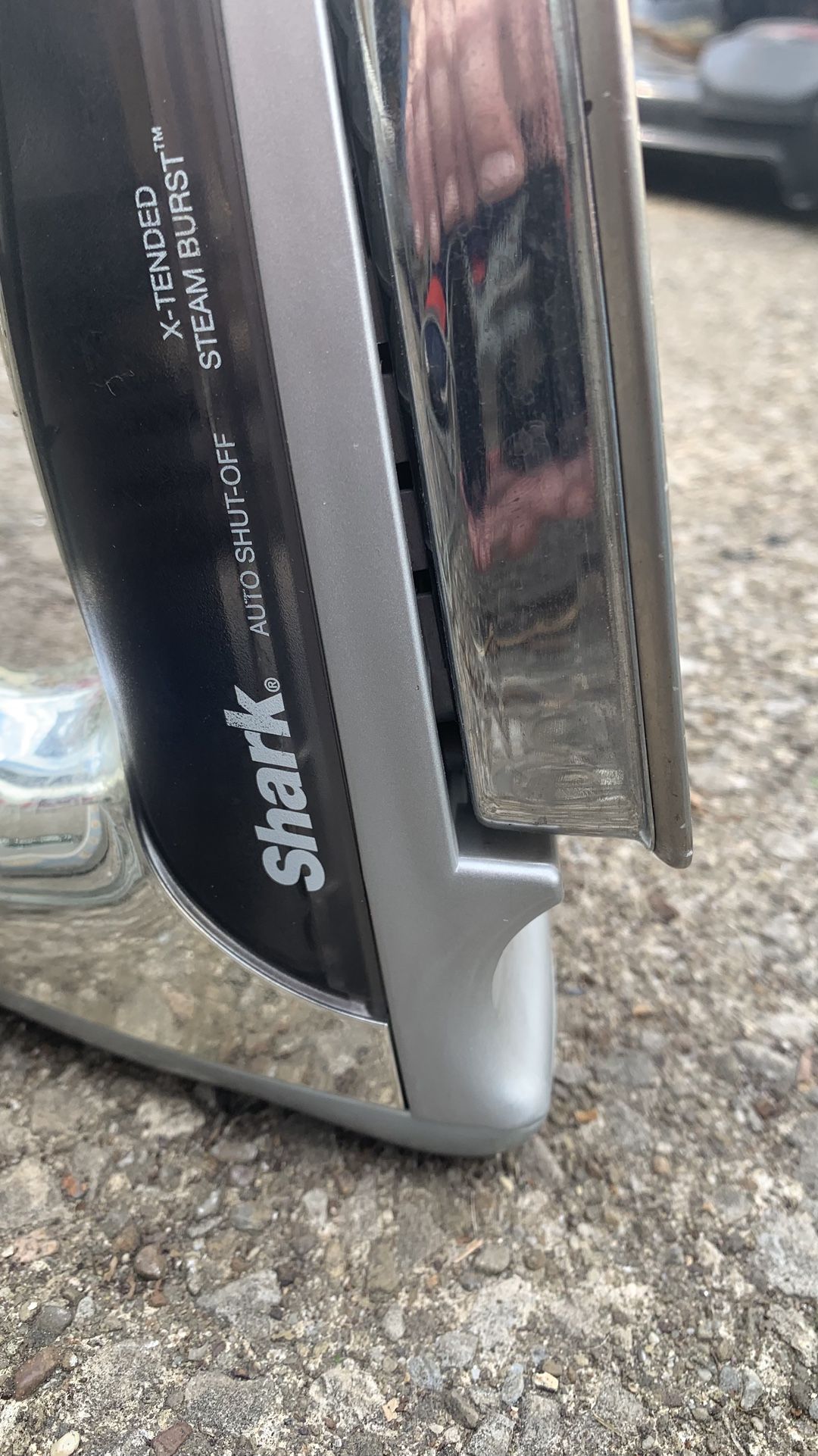 Shark Iron
