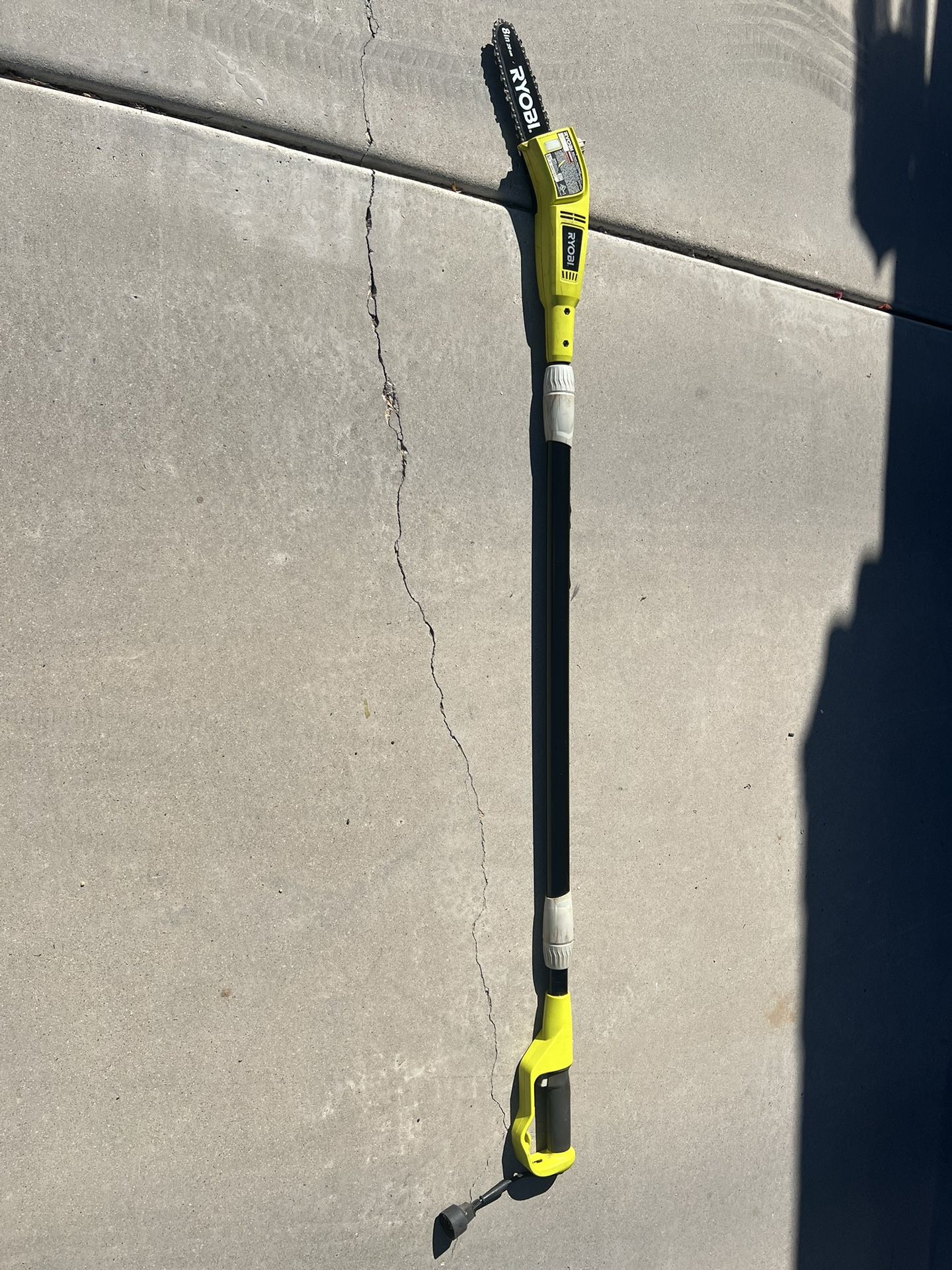 RYOBI 8 in 6 Amp Pole Chain Saw