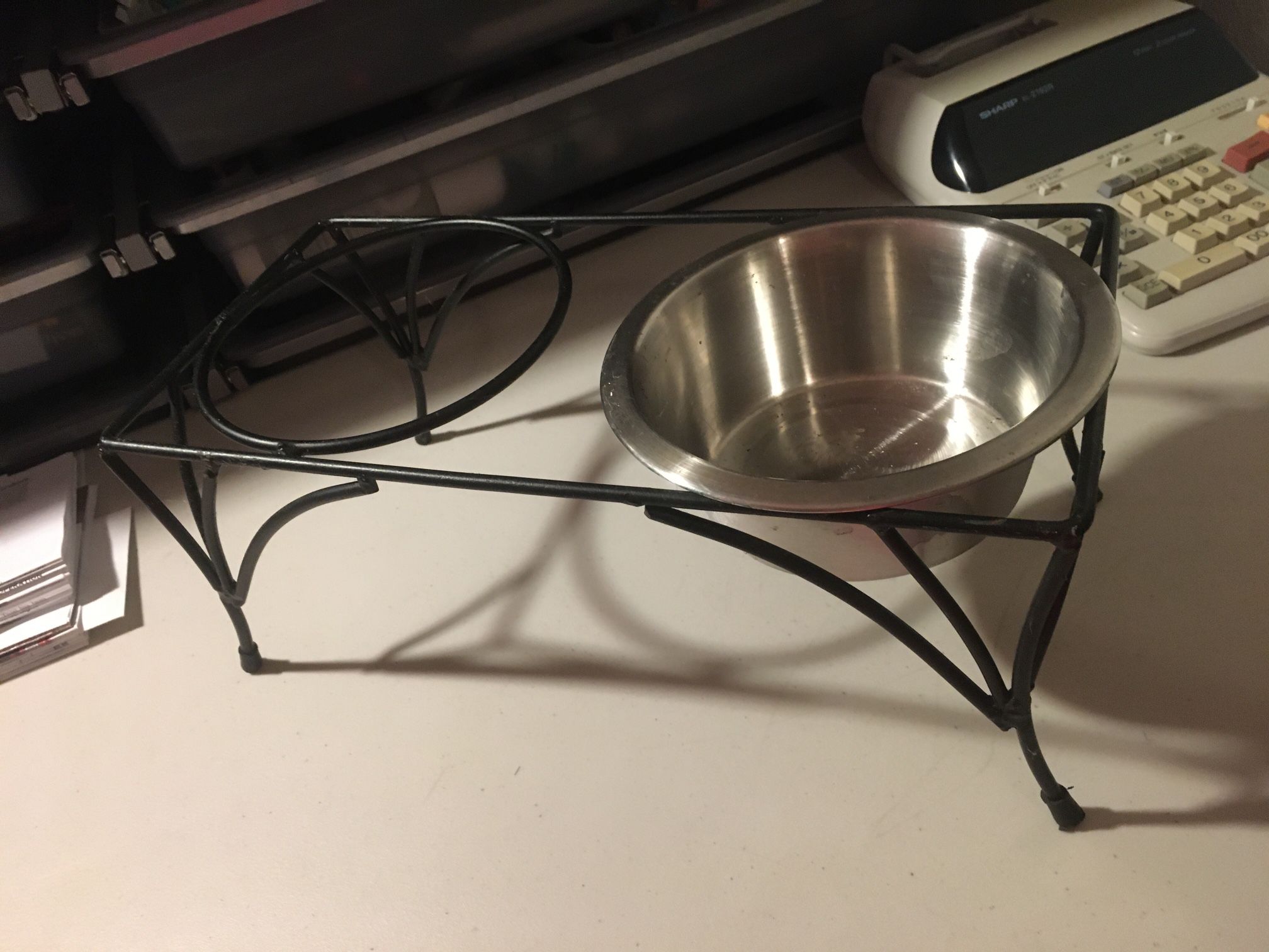 Dog Bowl Holder With Only One Dish