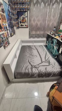 Full bed frame
