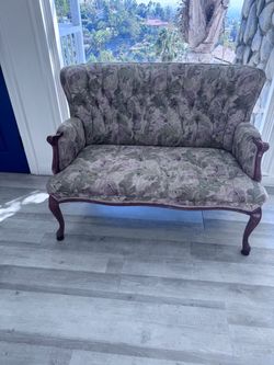 French Style Floral Loveseat