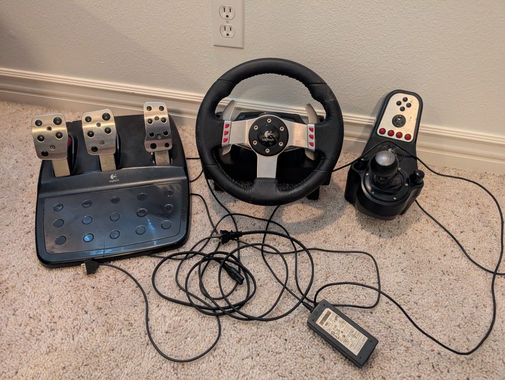 Logitech G27 Steering Wheel, Shifter, And Pedals