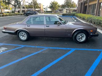 Jaguar XJ-6