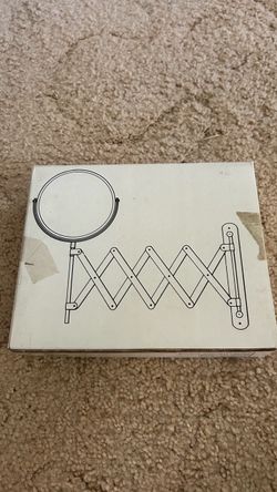 IKEA Mirror Extendable Magnifying FRACK Makeup Size : 200×180×35 Color : Silver  Category : Home、Accents、Decor
