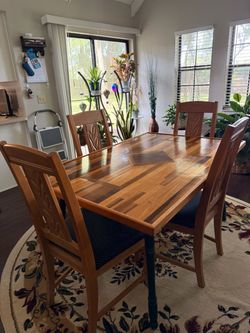 Dining room table