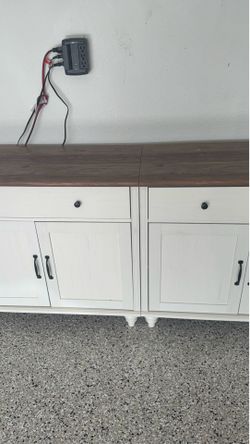 Dresser two pieces