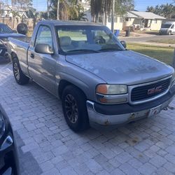 2001 GMC Sierra For Parts
