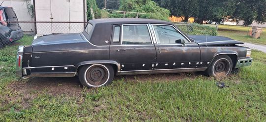 1991 Cadillac Brougham
