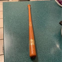 Cooperstown Louisville Slugger souvenir bat