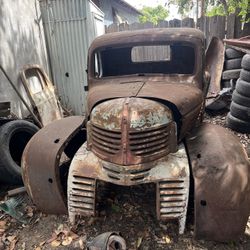 1946  Dodge