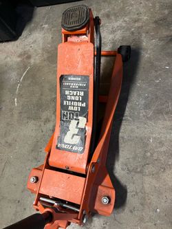 Daytona 3 ton low profile long reach Jack