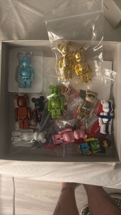 Bearbricks 100% (last of my collection)
