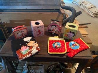 Betty Boop Collectible Lot – Kitchen Decor, Tins, Tissue Boxes & More