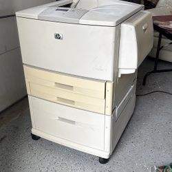HP LaserJet 9050dn