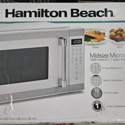 Midsize Microwave Oven
1000 watts 1.1 cubic feet 