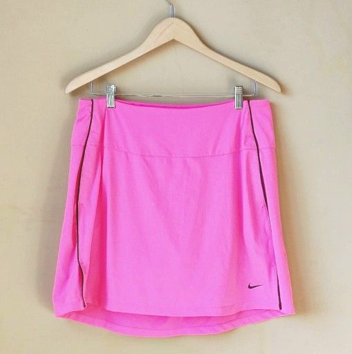 NIKE bright pink Dri Fit tennis skirt shorts Activewear women's Size L Large