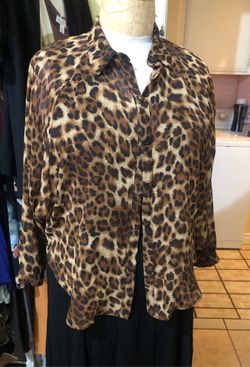 Leper’s blouse size L
