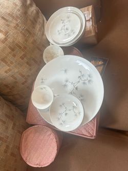 Dish Sets. Fine China.