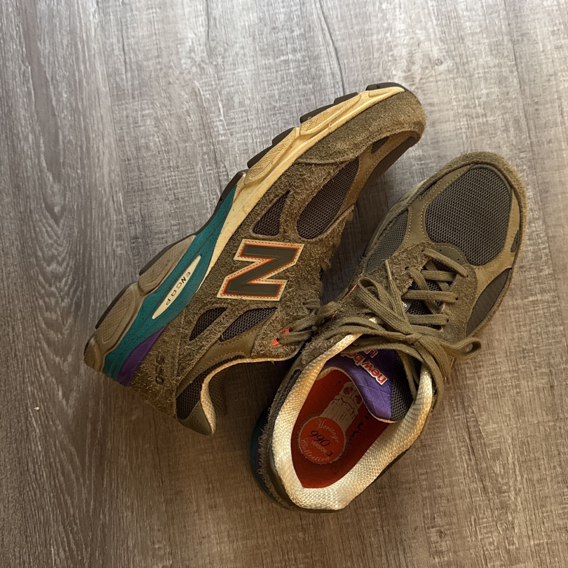 New Balance 990v3 Green size 13