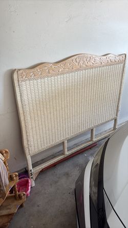 Queen head board