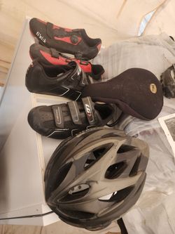 Bicycle shoes size 8.5/9