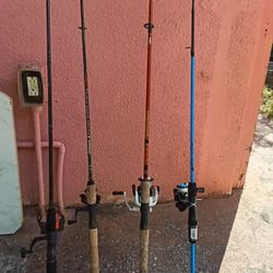 4 Fishing Rod And Reel Family Combo For Sale Alll Working 