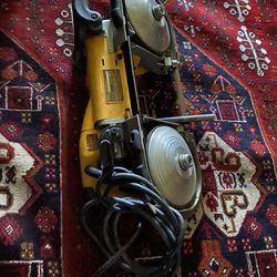 Dewalt Electric  Deep Cut Ban Saw Used