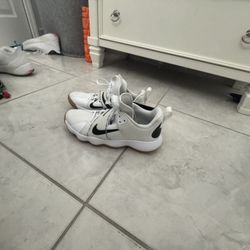 Nike Hyper Set/vollyball Shoe