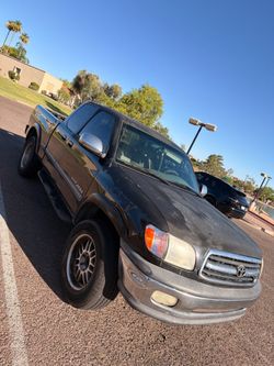 Toyota tundra sr5
