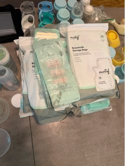 Baby bottles, pumps and accessories