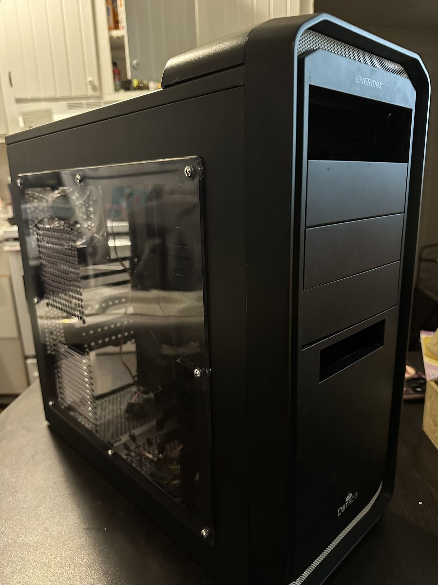 PC ATX Gaming Case - Enermax OSTROG