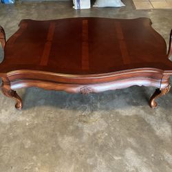 MOTIVATED, NEED SPACE!!RARE FIND: Elegant Queen Anne Style Coffee & End Tables by Thomasville
