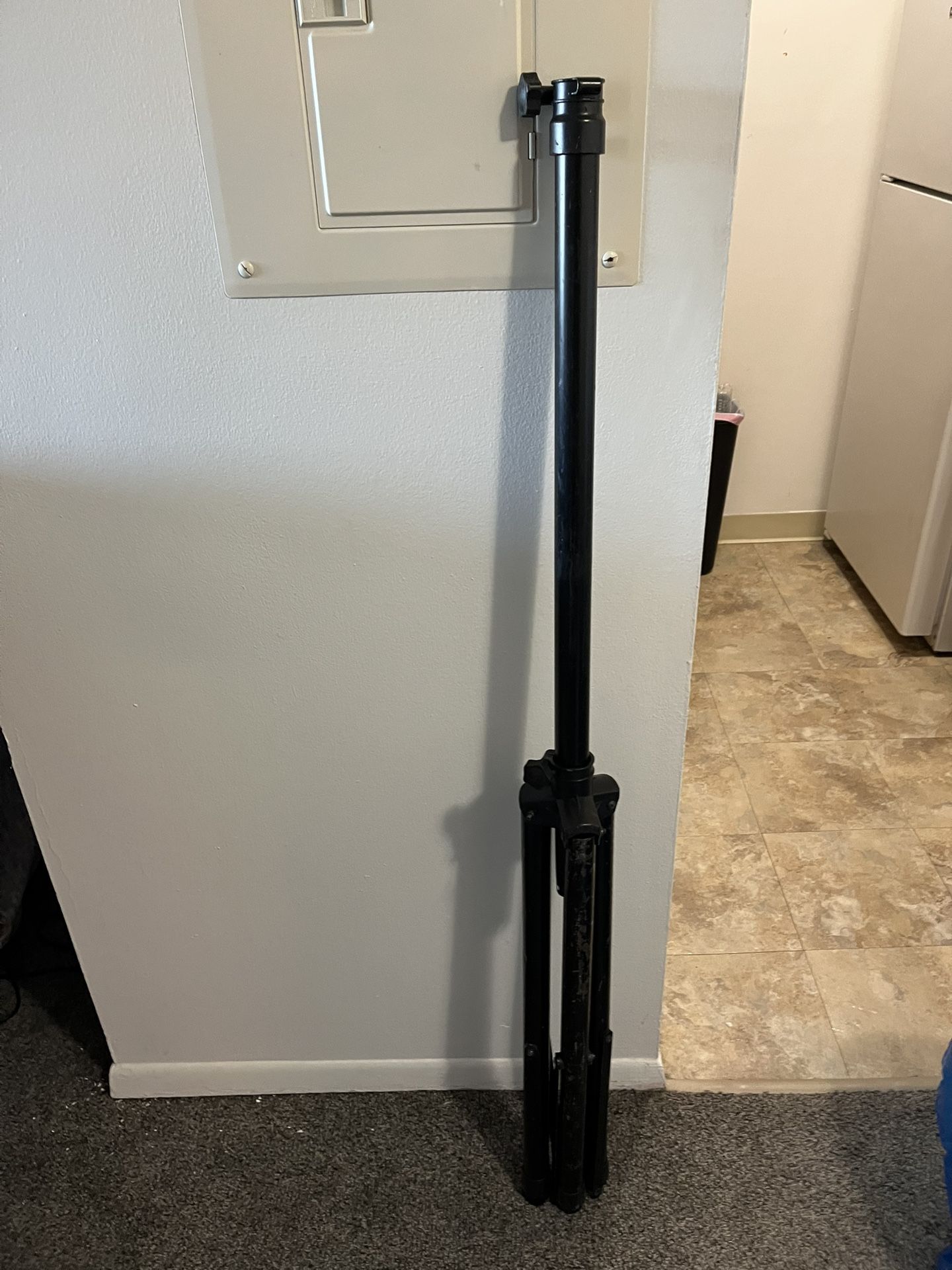 Black Dj Speaker Stand