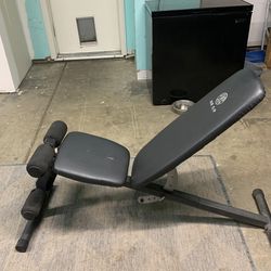 Golds Gym XR 5.9 Weight Bench