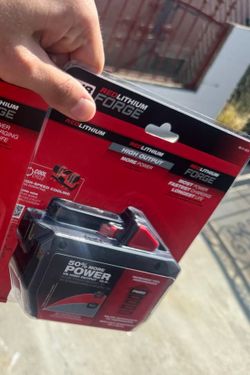 12.0 Forge Battery 48-11-1813