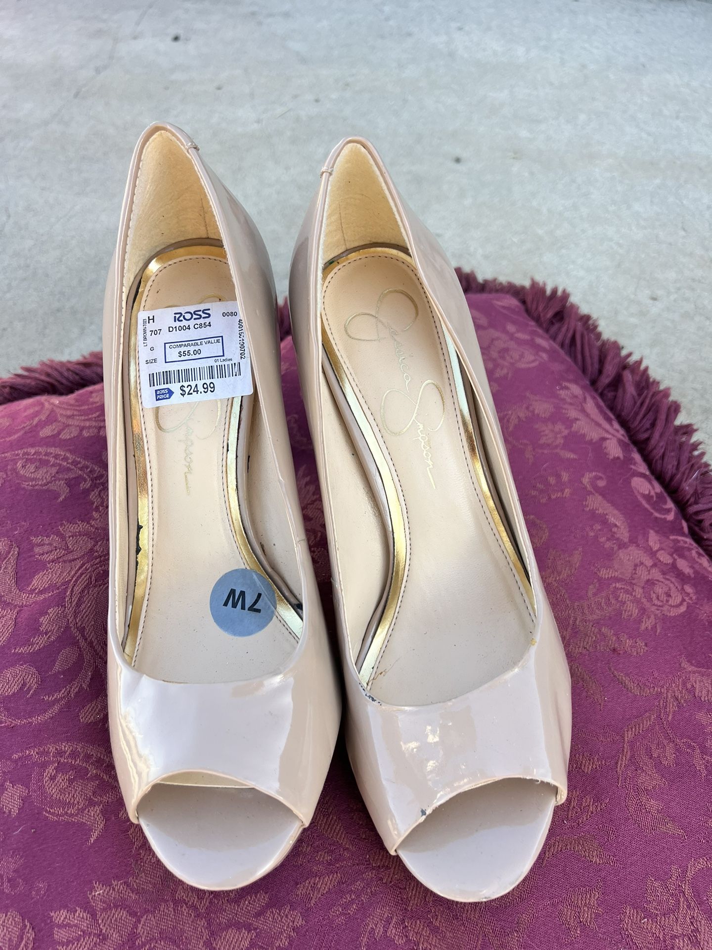 Jessica Simpson High Heel Pumps