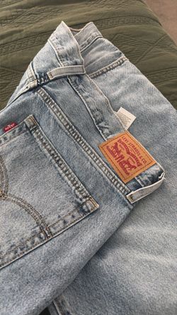 Levi’s 94 Baggy